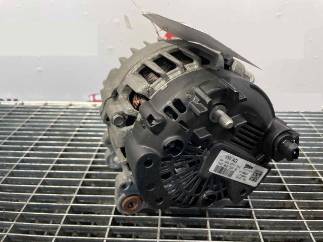 bontott AUDI Q3 Generátor