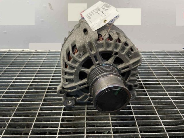 bontott AUDI Q3 Generátor