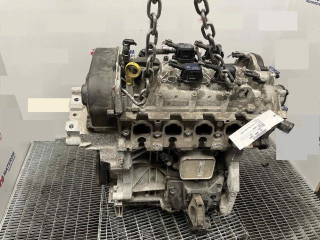 bontott AUDI Q3 Motor (Fűzött blokk hengerfejjel)