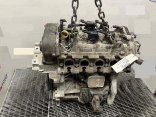 bontott AUDI Q3 Motor (Fűzött blokk hengerfejjel)