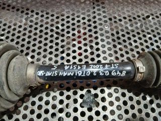 bontott AUDI Q3 Bal Féltengely