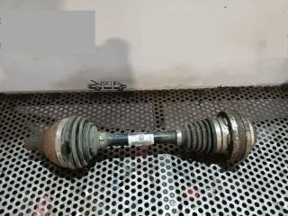 bontott AUDI Q3 Bal Féltengely