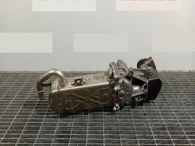 bontott AUDI Q3 EGR Hűtő Cső