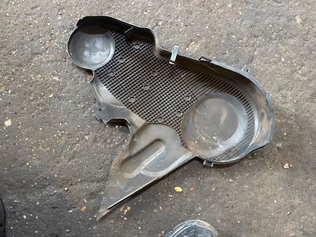 bontott AUDI Q3 Első Felső Vezérlés Burkolat