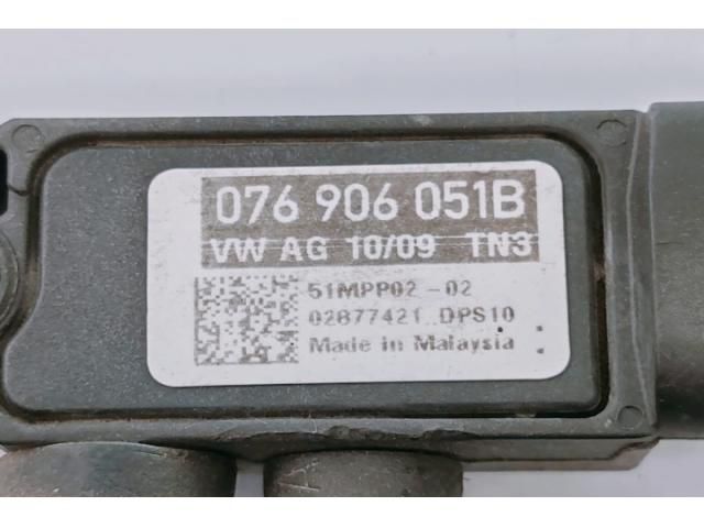 bontott AUDI Q3 Jeladó (Magában)