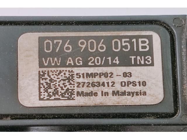 bontott AUDI Q3 Jeladó (Magában)