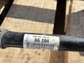 bontott AUDI Q3 Jobb Féltengely