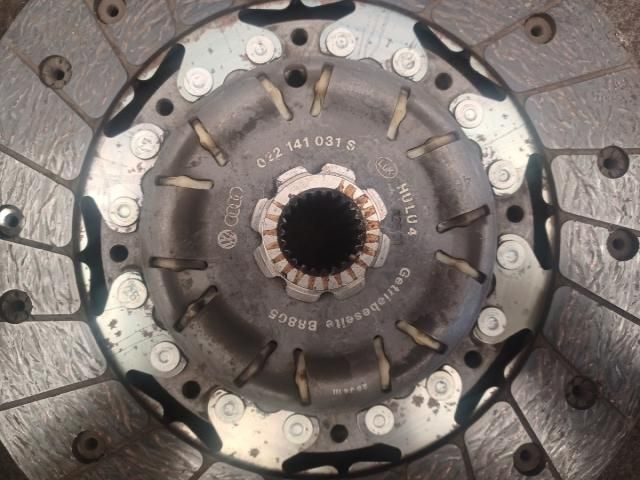 bontott AUDI Q3 Kuplung Szett (Szerkezet, Tárcsa)