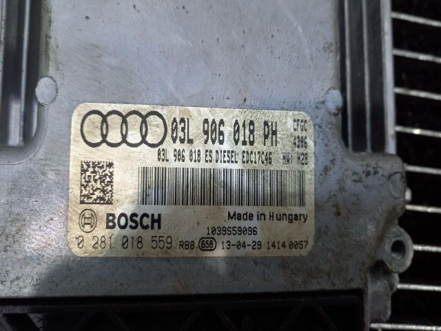 bontott AUDI Q3 Motorvezérlő
