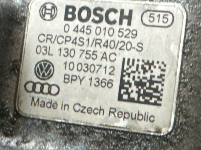 bontott AUDI Q3 Nagynyomású Szivattyú