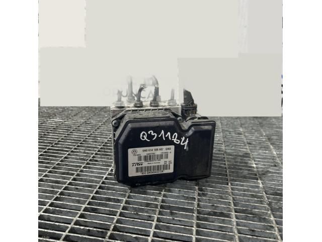 bontott AUDI Q3 ABS Kocka