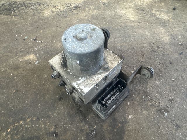 bontott AUDI Q3 ABS Kocka