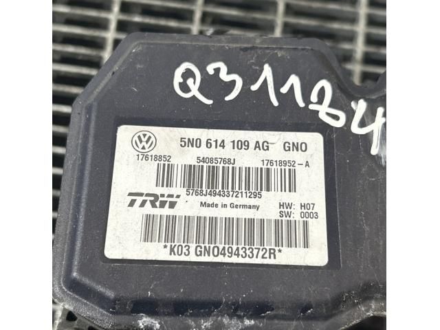 bontott AUDI Q3 ABS Kocka