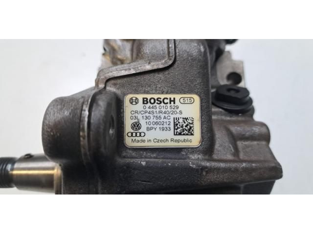 bontott AUDI Q3 Adagoló