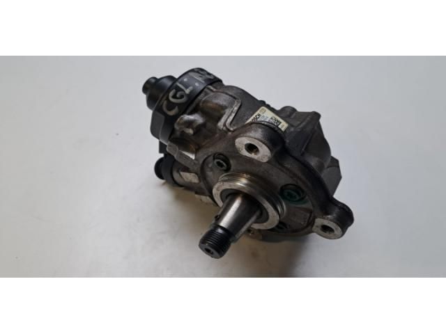 bontott AUDI Q3 Adagoló