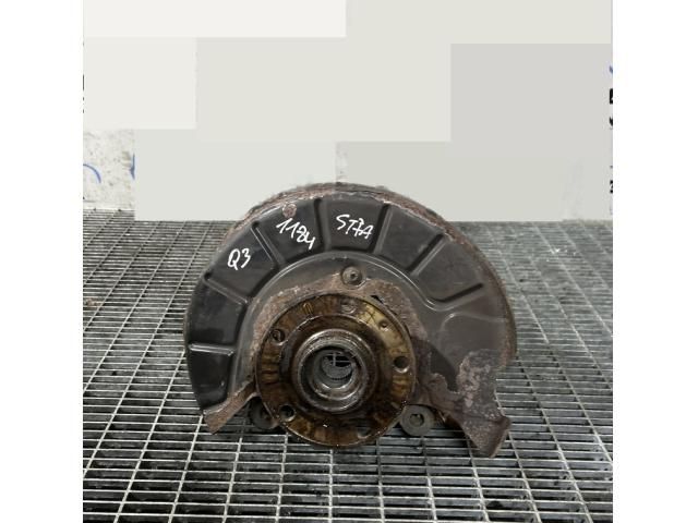 bontott AUDI Q3 Bal első Csonkállvány