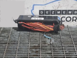 bontott AUDI Q3 Biztosítéktábla Utastér