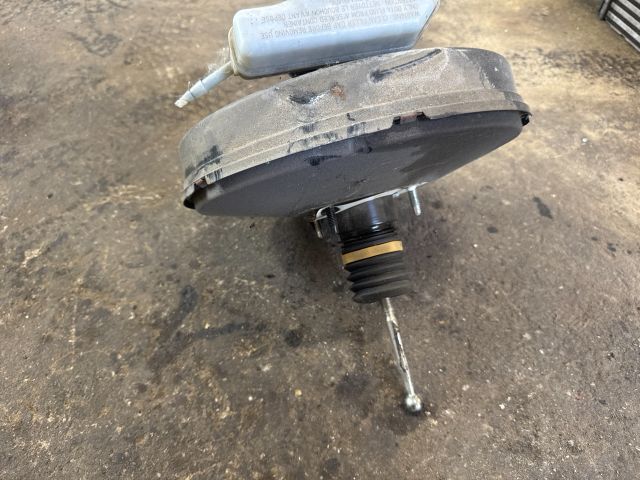 bontott AUDI Q3 Fékrásegítő