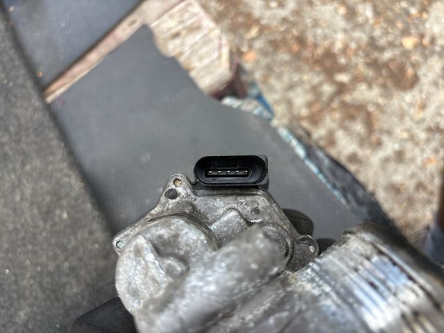 bontott AUDI Q3 Fojtószelep (Elektromos)