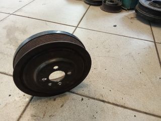 bontott AUDI Q3 Főtengely Szíjtárcsa