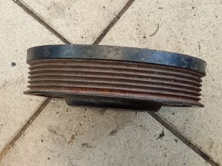 bontott AUDI Q3 Főtengely Szíjtárcsa