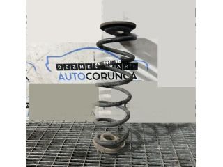 bontott AUDI Q3 Hátsó Rugó