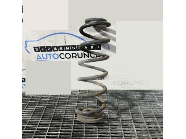 bontott AUDI Q3 Hátsó Rugó