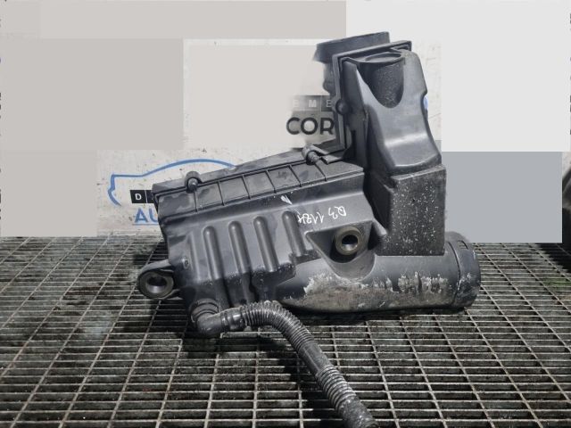 bontott AUDI Q3 Légszűrő Ház