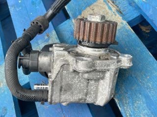 bontott AUDI Q3 Nagynyomású Szivattyú