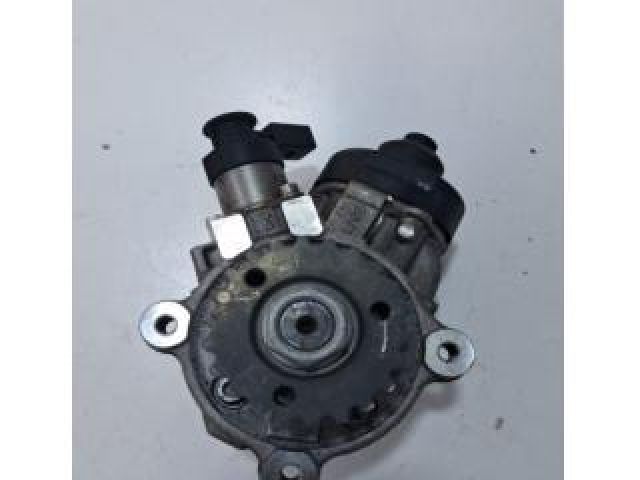 bontott AUDI Q3 Nagynyomású Szivattyú