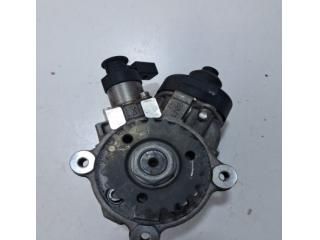 bontott AUDI Q3 Nagynyomású Szivattyú