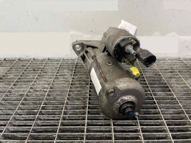 bontott AUDI Q3 Önindító