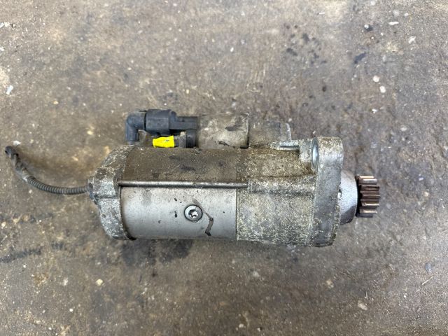 bontott AUDI Q3 Önindító