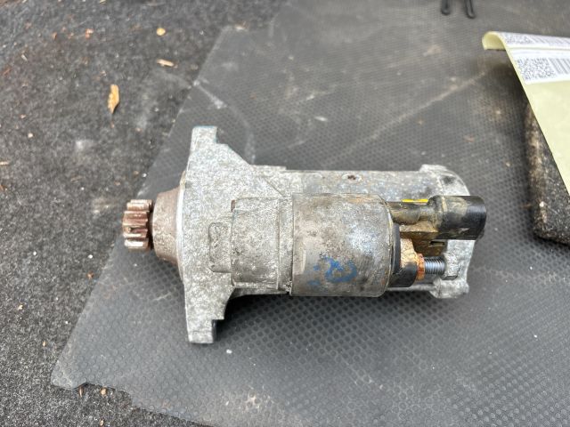 bontott AUDI Q3 Önindító