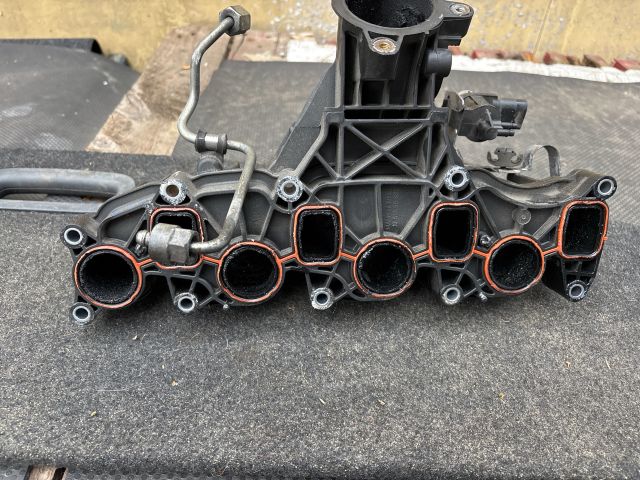 bontott AUDI Q3 Szívósor