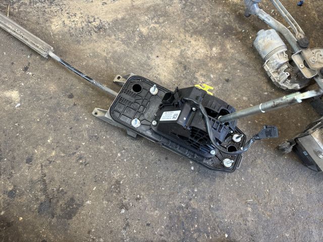 bontott AUDI Q3 Váltó Kulissza