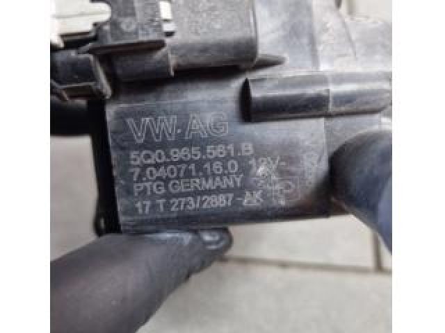 bontott AUDI Q3 Vízpumpa