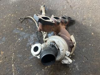 bontott AUDI Q3 Turbó