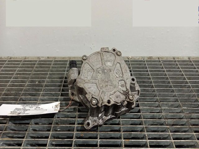 bontott AUDI Q3 Vákumpumpa