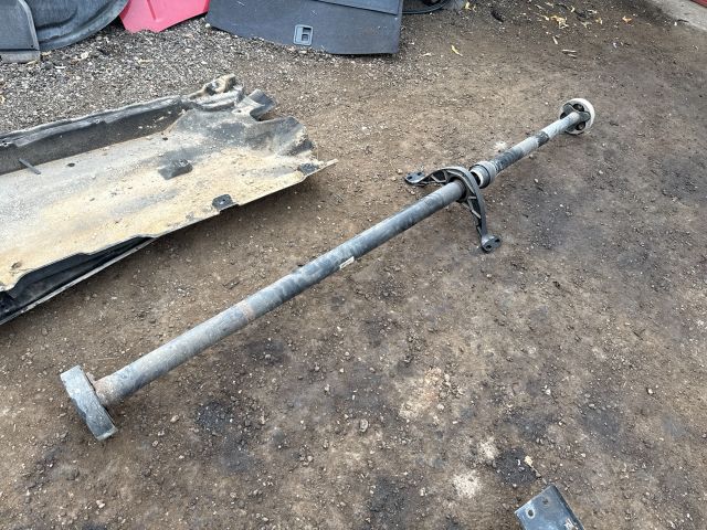 bontott AUDI Q3 Kardántengely