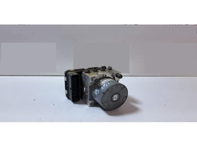 bontott AUDI Q3 ABS Kocka