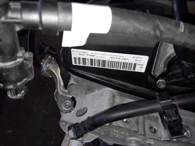 bontott AUDI Q3 Motor (Fűzött blokk hengerfejjel)