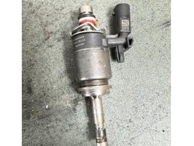 bontott AUDI Q3 Porlasztó (1 db)