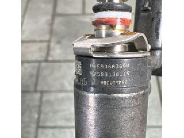 bontott AUDI Q3 Porlasztó (1 db)