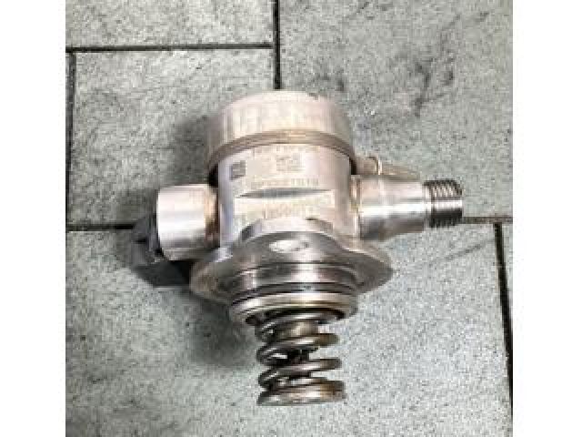 bontott AUDI Q3 Üzemanyag Szivattyú