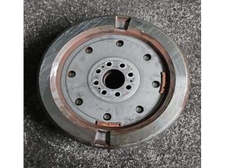 bontott AUDI Q3 Fogaskoszorú