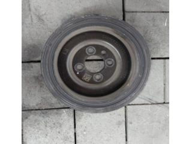 bontott AUDI Q3 Főtengely Szíjtárcsa