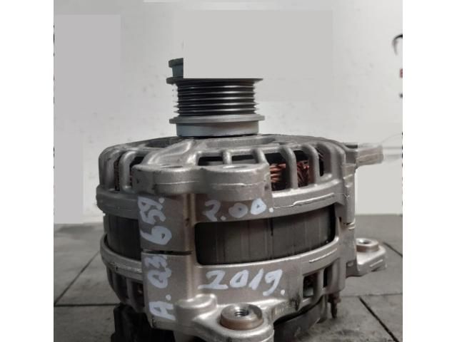 bontott AUDI Q3 Generátor