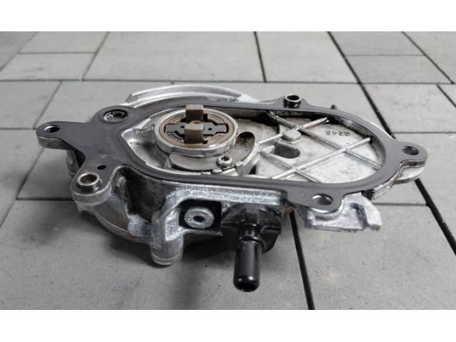 bontott AUDI Q3 Vákumpumpa