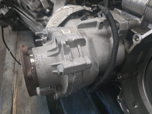 bontott AUDI Q3 Osztómű